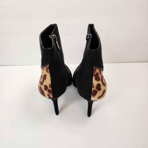 Kelly And Katie Faux Suede Leopard Print Pony Hair 4" Heel Ankle Boot Size 9 1/2 - Picture 5 of 13